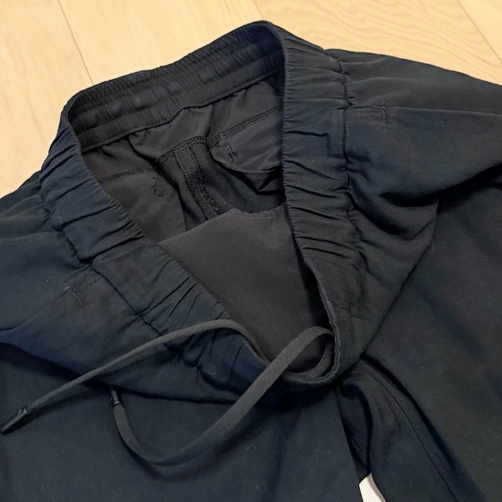 Lululemon Women’s Essential Affinity Mid Rise Jogger - Picture 3 of 9